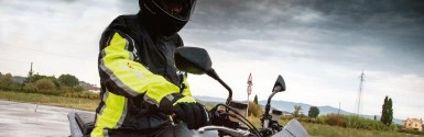 Motorrad Regenbekleidung und Thermobekleidung